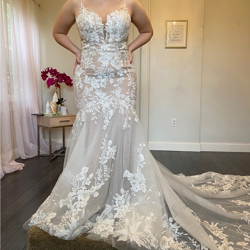 Allure wedding dress